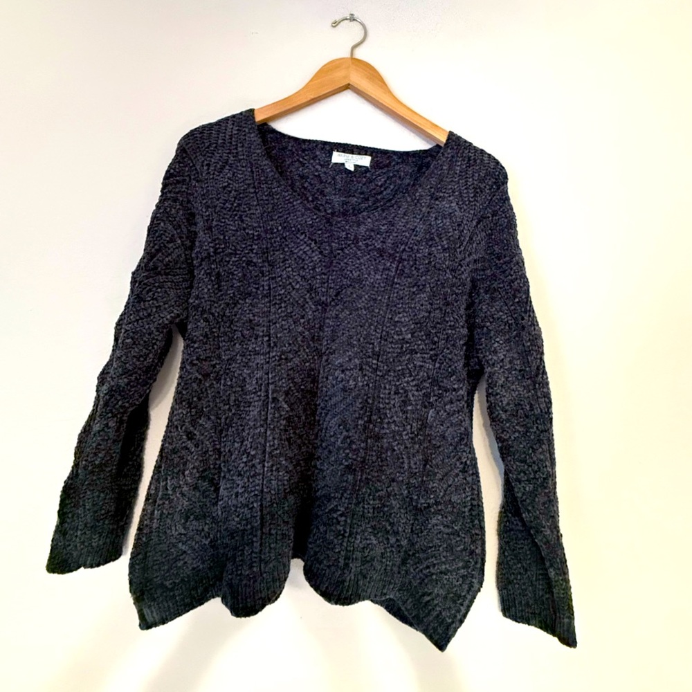 Grey knit sweater